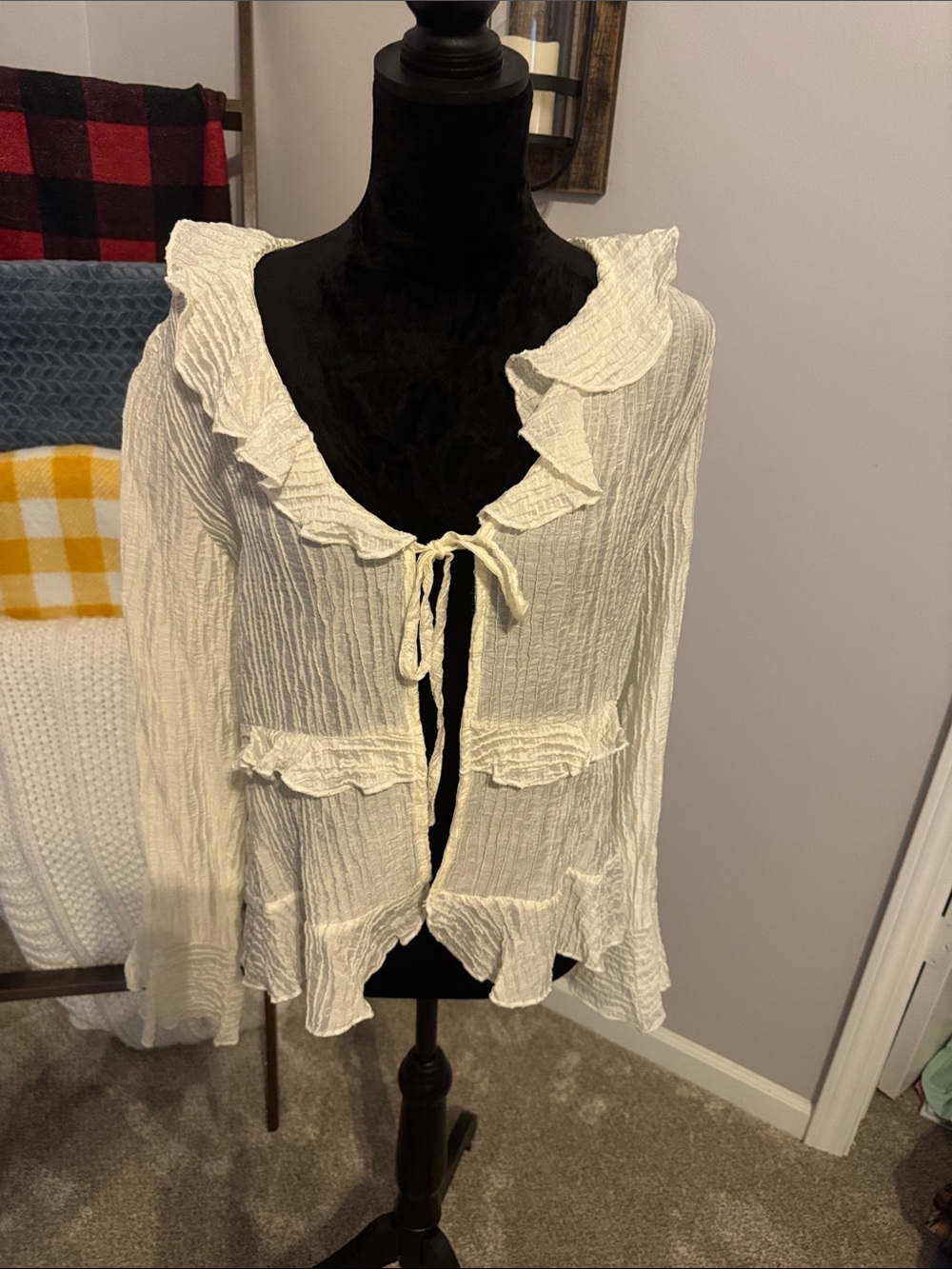 PrettyLittleThing Cream Ruffle Tie-Front Blouse